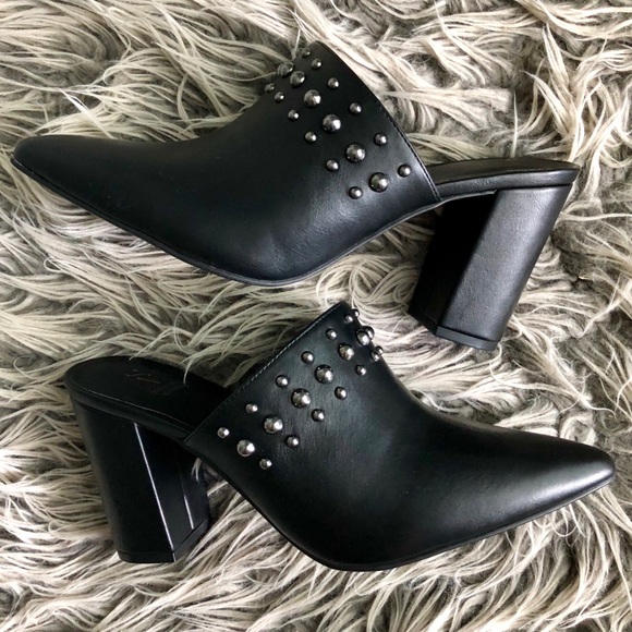 Simply Vera Vera Wang Shoes - Simply Vera Vera Wang | NWT Studded Black Heels